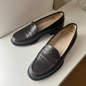 Vintage Chanel Loafer Interlocking CC Logo Brown Leather